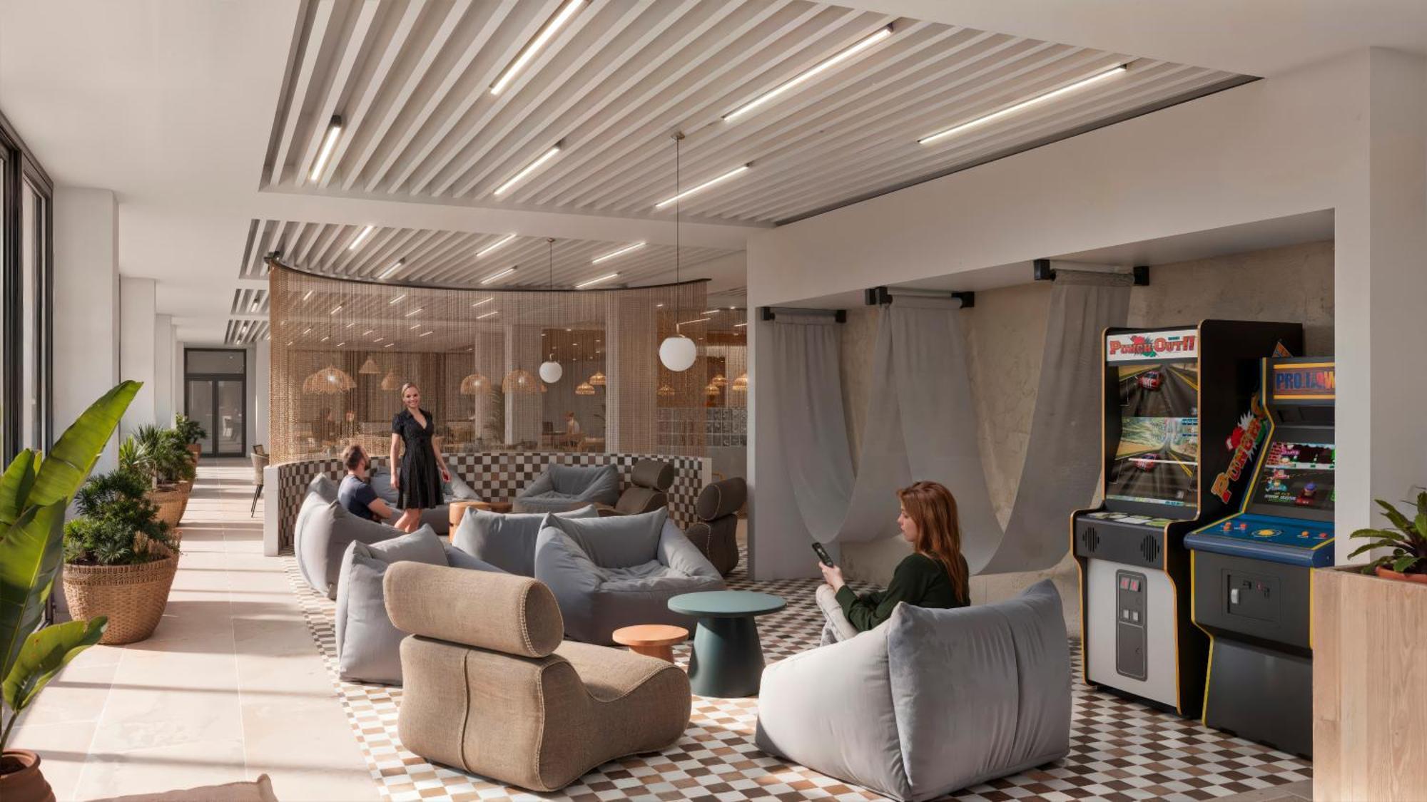 Vibe La Cartuja- Adults Only Apartahotel Sevilla